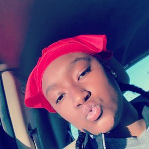 Meet your Posher, Eshaa